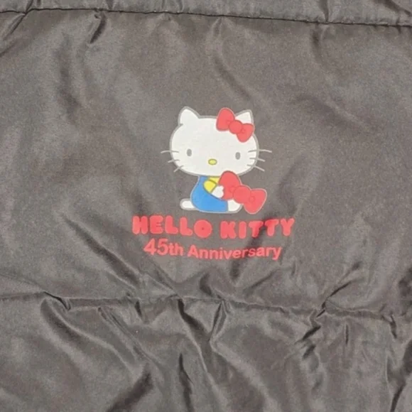 Hello Kitty 45th Anniversary Puffer Black and Red Tote Bag With Zipper - Picture 3 of 8